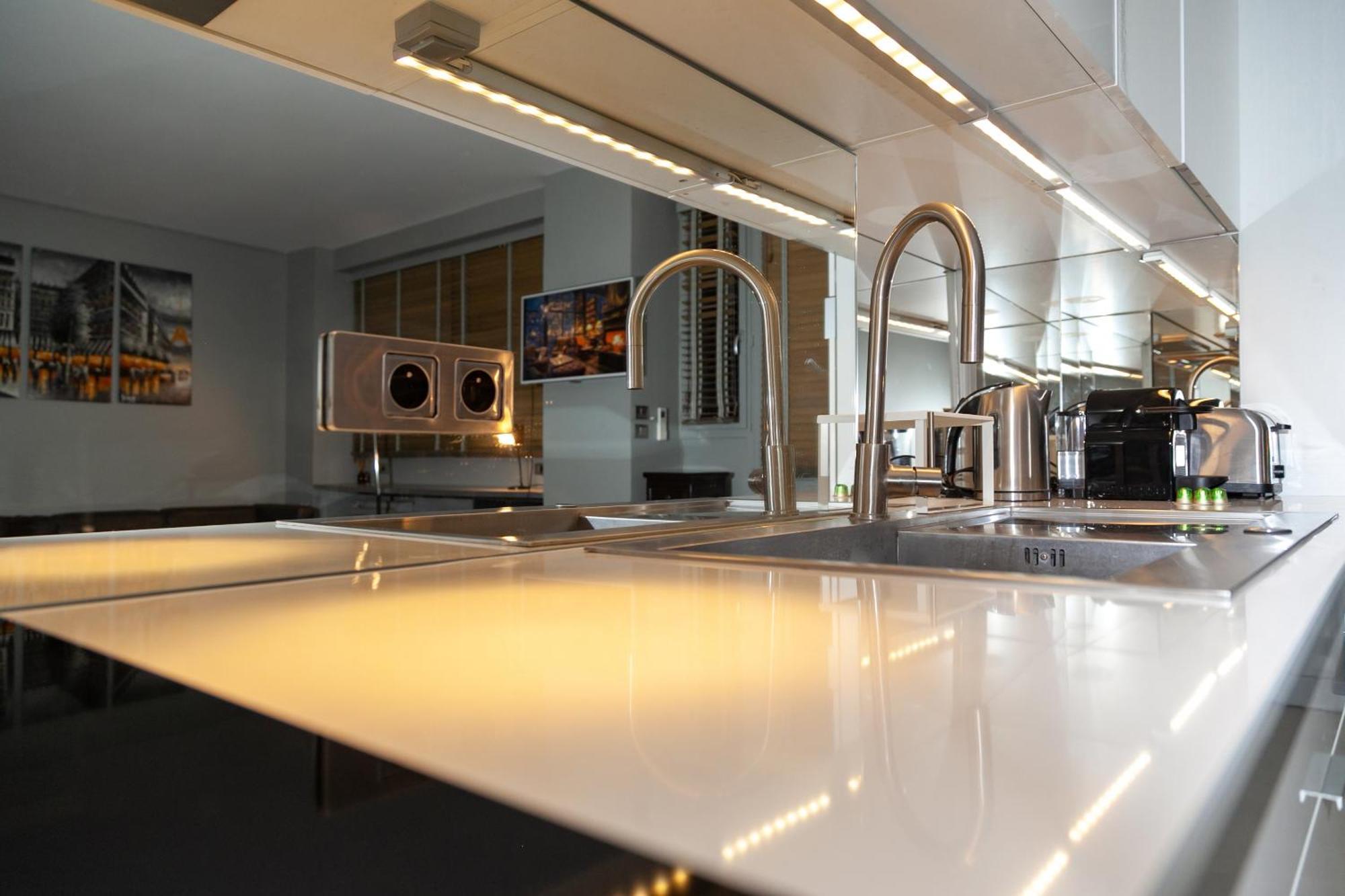 Appartamento Loft Atypique Avec Terrasse, Calme Et Cosy Parigi Esterno foto